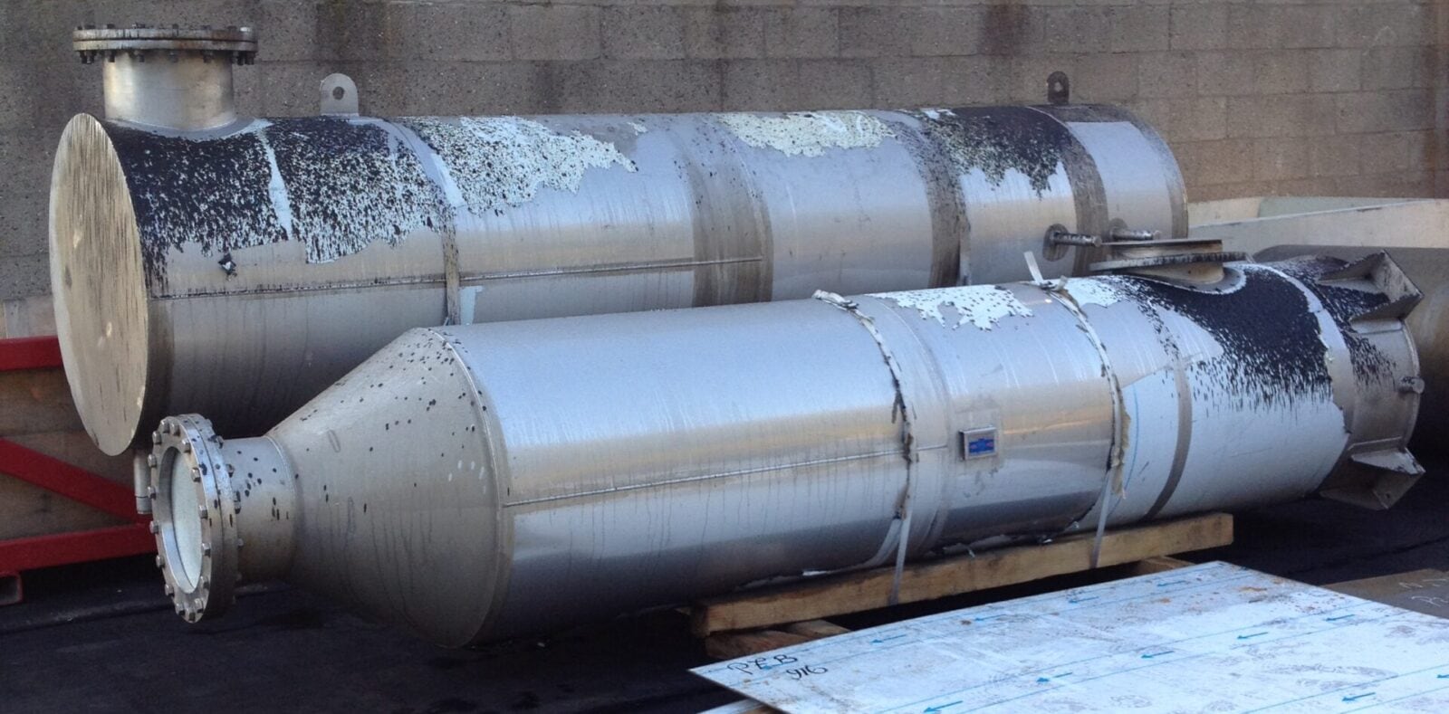 Stainless steel can survive fire damage Group (EN)